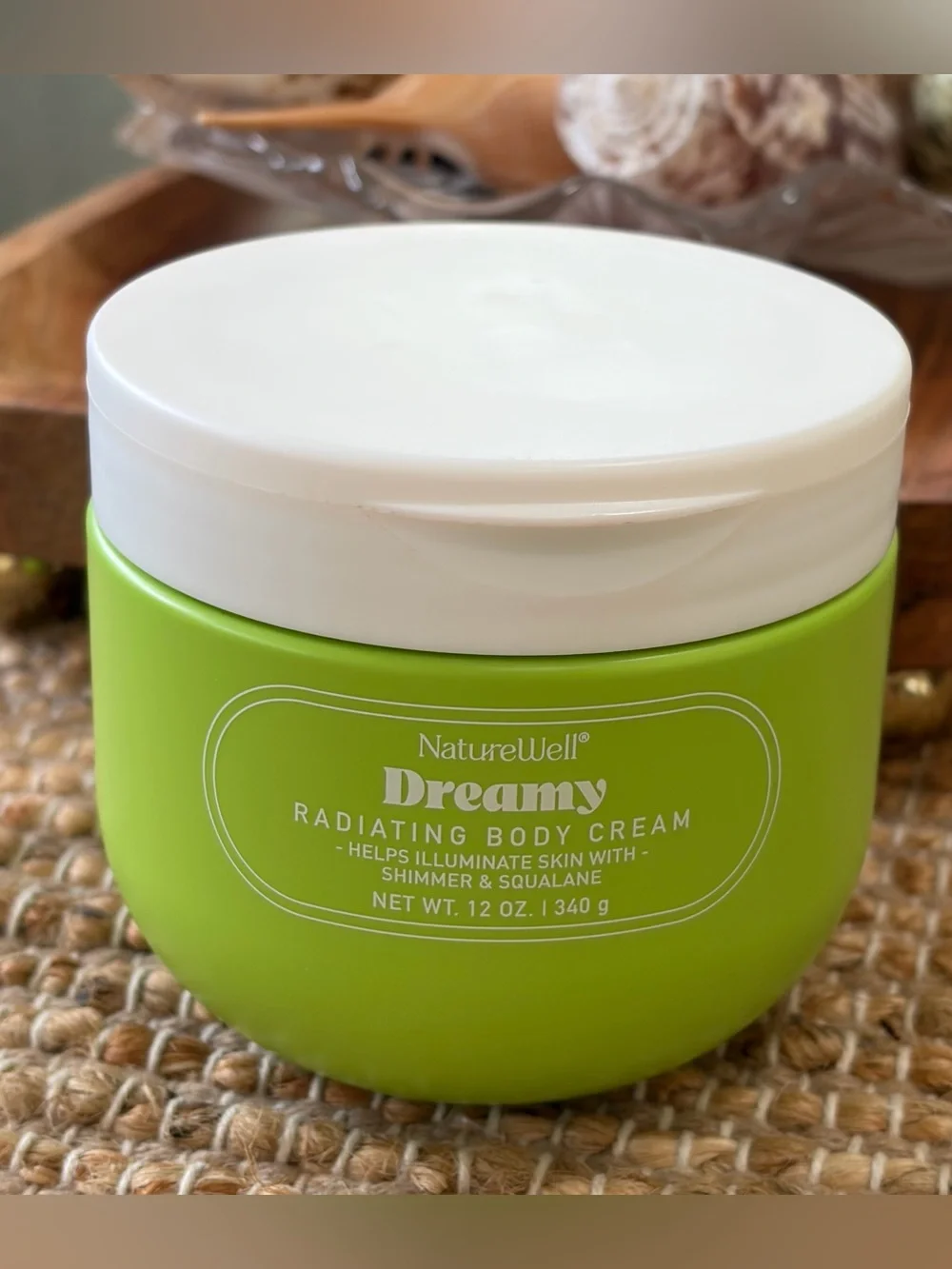 NatureWell Dreamy Radiating Body Cream
